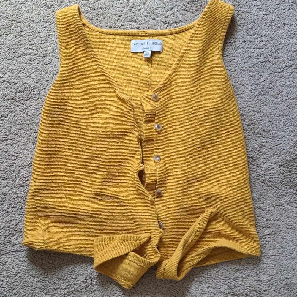 Madewell crop yellow button tank